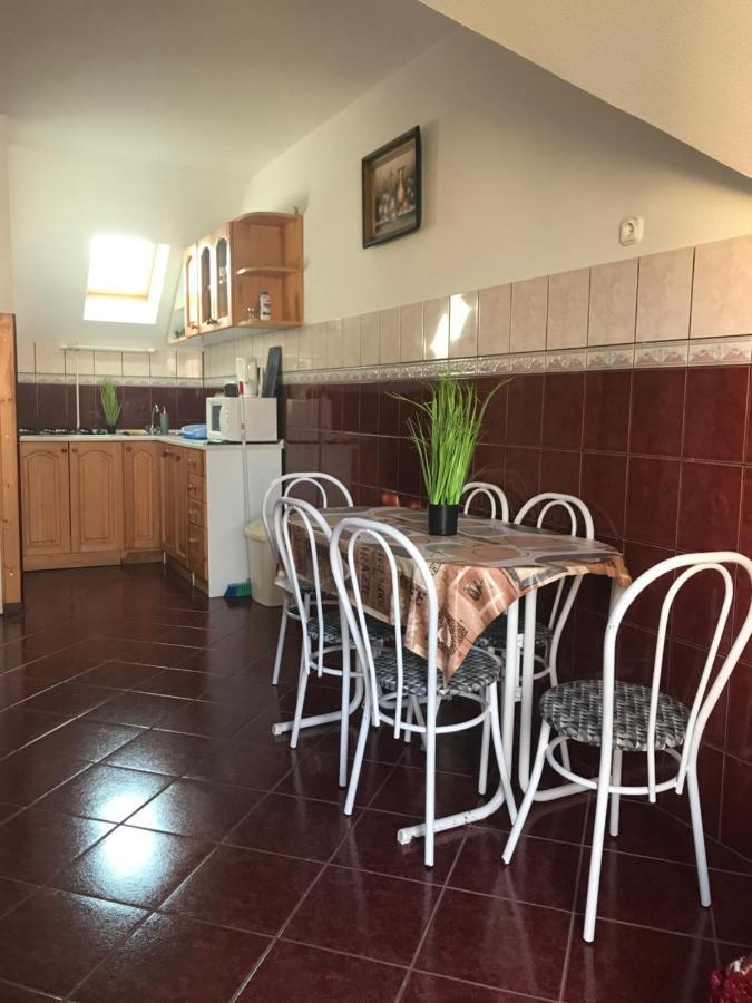 Edu Apartman Hajdúszoboszló 外观 照片