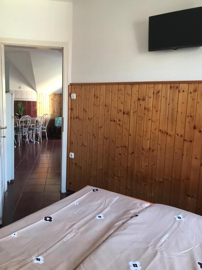 Edu Apartman Hajdúszoboszló 外观 照片