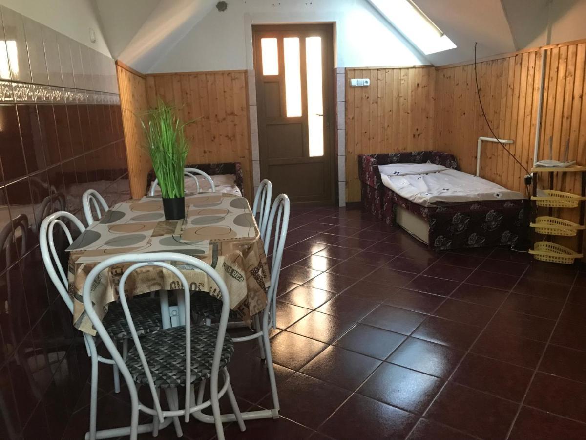 Edu Apartman Hajdúszoboszló 外观 照片
