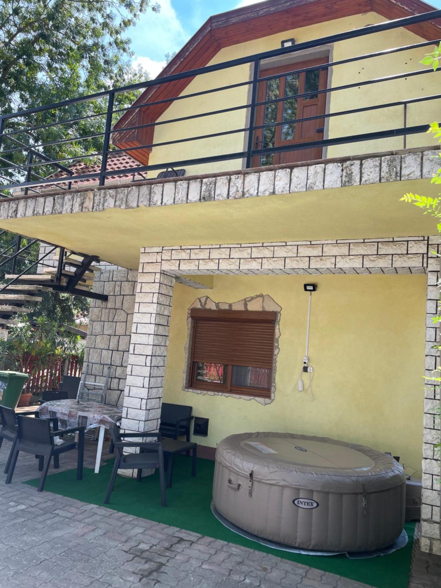 Edu Apartman Hajdúszoboszló 外观 照片